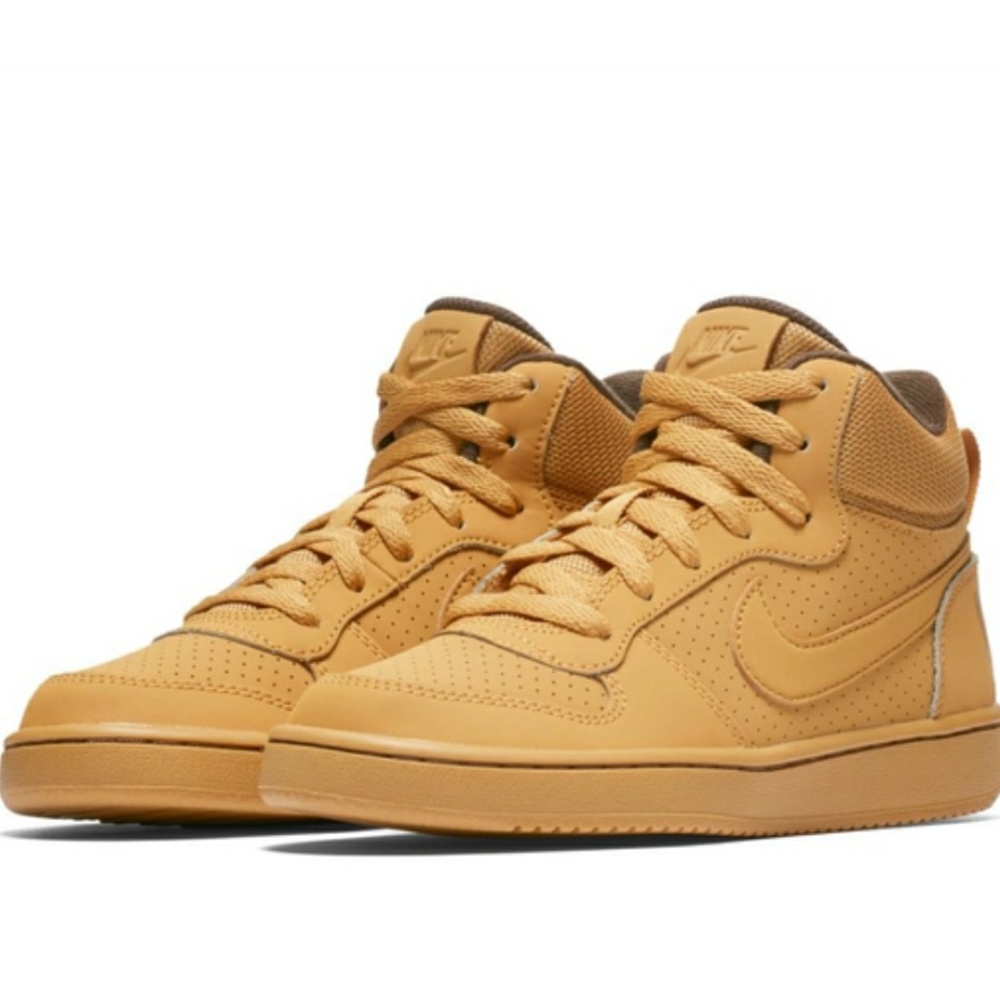 Nike Court Borough